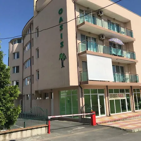 Oasis Aparthotel
